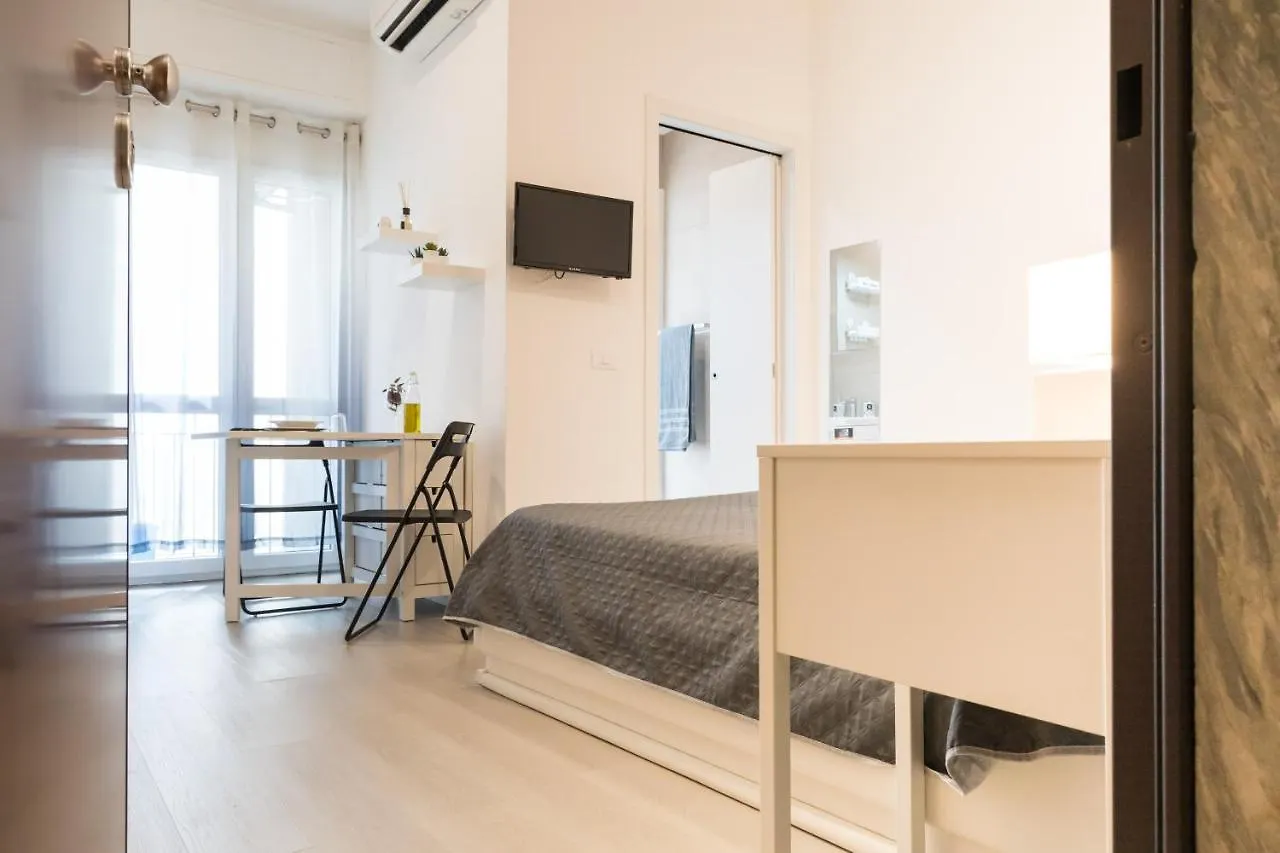 Apartment Maya Loreto Milan Italy